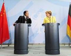 Merkel pledges to avert EU-China trade war